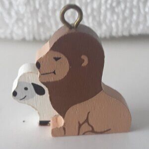 Hallmark Miniature- Lion & Lamb,1990 in box